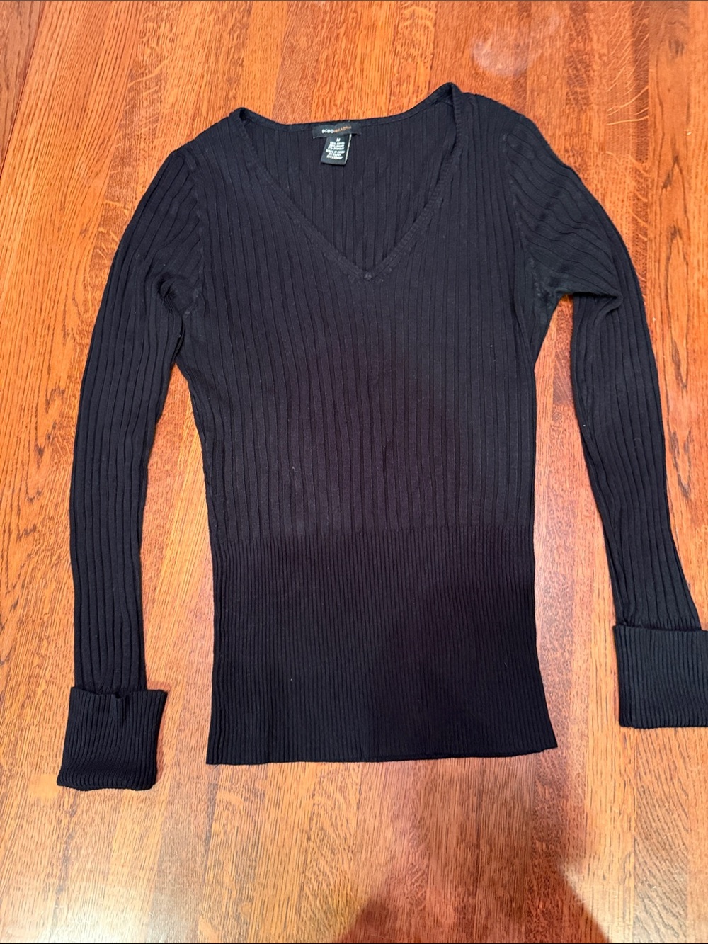 BCBGMaxAzria Black Ribbed V-Neck Slim Fit Sweater